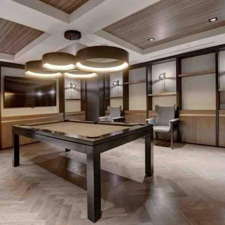 Mind Blowing City View - 2 Beds - Pool & Spa - Downtown Montreal Ngoại thất bức ảnh