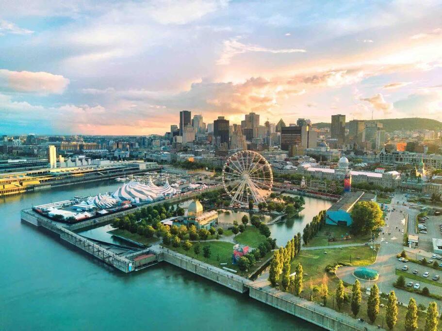 Mind Blowing City View - 2 Beds - Pool & Spa - Downtown Montreal Ngoại thất bức ảnh
