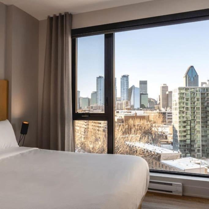 Mind Blowing City View - 2 Beds - Pool & Spa - Downtown Montreal Ngoại thất bức ảnh